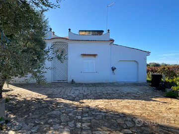 Villetta a 6km dal mare