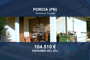 Immobile in asta di 175 m² con più di 5 locali e b