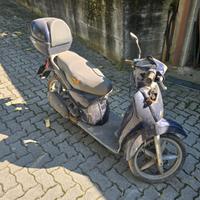 Aprilia Scarabeo 100 - 2004