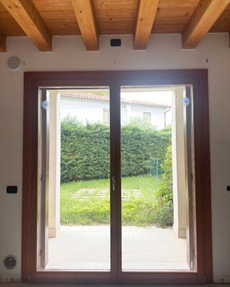 Doppia porta finestra in legno
