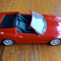 Modello Ferrari SuperAmerica con Motore 1:38