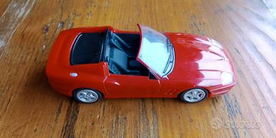 Modello Ferrari SuperAmerica con Motore 1:38