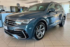 Volkswagen Tiguan 2.0 tdi R-Line 150cv dsg