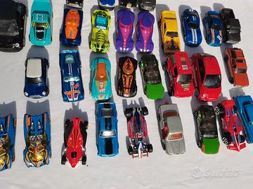 Lotto macchine Hot wheels e altre