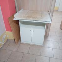 fasciatoio + box + maialino mangia pannolini
