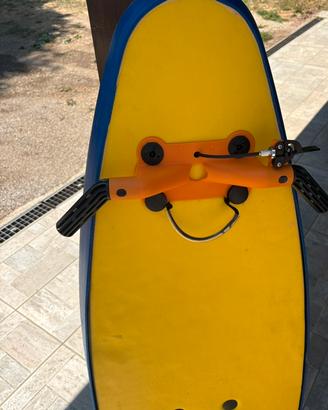 Tavola elettrica Amstrad con propulsore da mare