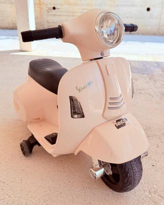 Vespa elettrica per bambini