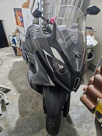 scooter Kymco 350