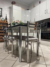 Tavolo con 6 sedie in stile moderno