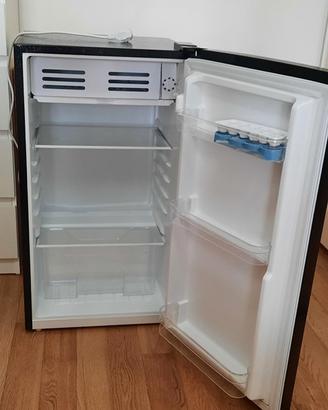 DAYA VFTV-90B, FRIGORIFERO , 85 Lt. Classe E Black