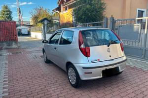 FIAT PUNTO 1.2 BENZINA/GPL – 5 PORTE – 153.000 KM