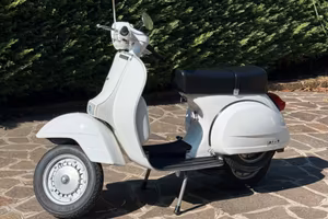 Vespa P125X 1979 senza frecce - FMI Targa d'Oro