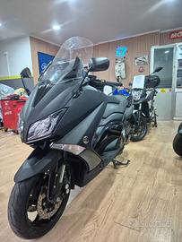 Yamaha TMAX 530 Black max