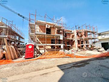 Villa a schiera design moderno e cantinola