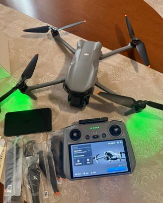 DJI AIR 3S FLY MORE COMBO  CON DJI RC 2