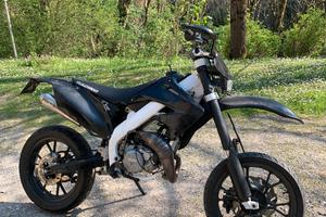 HM 50