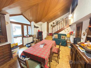 CASA SEMINDIPENDENTE A COAZZE