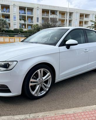 Audi a3 Sportback 2.0 bianca