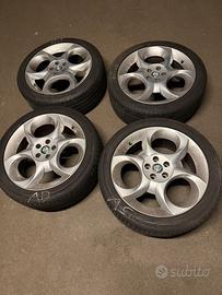 Cerchi e gomme  da 17 “ per 147/156