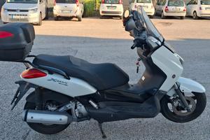 SCOOTER  YAMAHA X MAX  250 