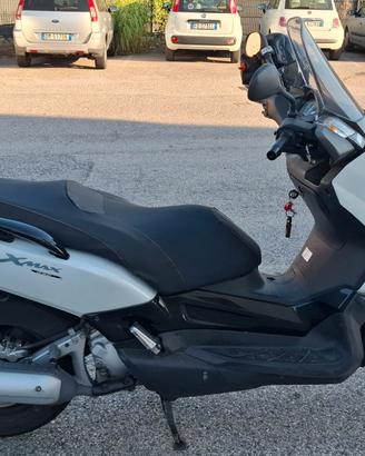 SCOOTER  YAMAHA X MAX  250 
