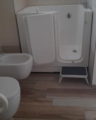 VASCA PER DISABILI EASYLIFE "PERLA" USATA 2 VOLTE