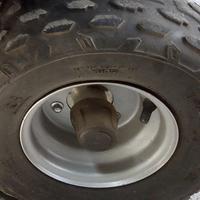 quad 4 cerchi ferro usati + tre mozzi