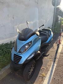 Piaggio MP3 250