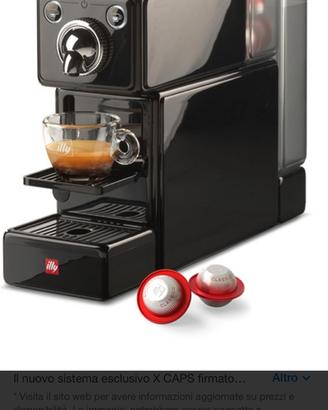 Macchina del caffe illy