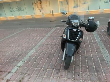 SCOOTER KIMCO PEOPLE 250NERO COME DA FOTO
