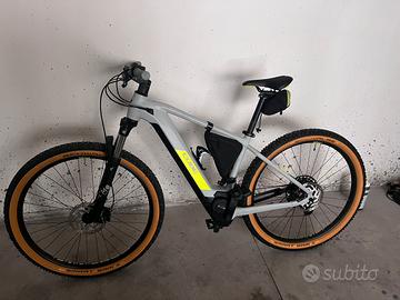 Bici Elettrica Cube Reaction Hybrid pro