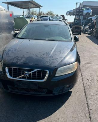 ricambi usati Volvo V7O 2007 diesel 2.4 D D5244T