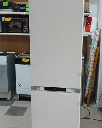 frigorifero da incasso ARISTON da 278lt no Frost