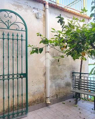4 LOCALI A RAVELLO