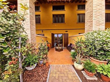 Villetta a schiera di 129 m² con 4 locali e box au