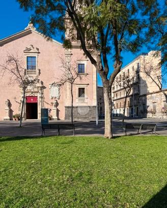 BORGO- 2 Vani ristrutturato, posizione strategica