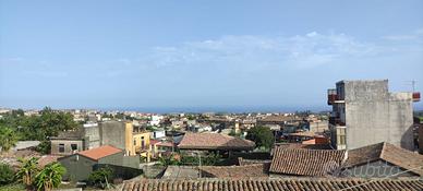 Aci Catena panoramico 4 vani con garage