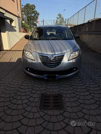 Lancia Y