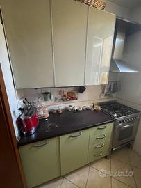 Mobili sala da pranzo e cucina