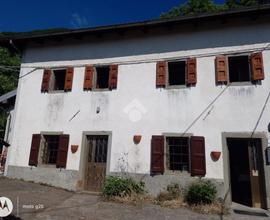 CASA SEMINDIPENDENTE A VILLA MINOZZO