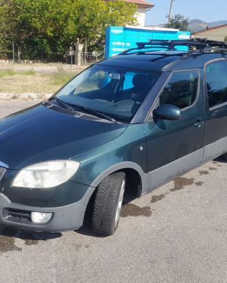 Skoda Roomster 1.4 16V Scout GPLine