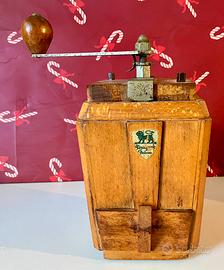 Vecchio macinacaffe’ Peugeot