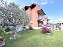 villa-a-schiera-a-corbetta