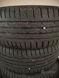 Gomme  nexen 195/75/15