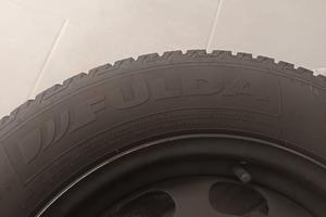 4 pneumatici 215 60 r16