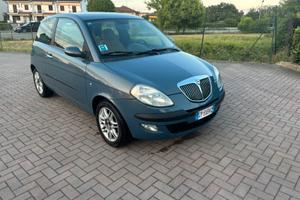Lancia Y Automatica Neopatentati
