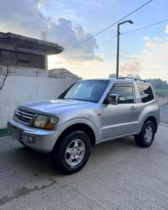 Mitsubishi Pajero V60 2.5