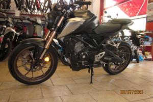 Honda CB 125 R