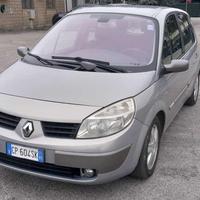 RENAULT Scenic 89,524km 1.5dCi/100CV senza nessu