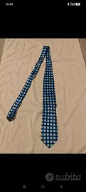 Cravatta Made in Italy fantasia geometrica blu
